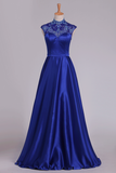 2024 vestidos de cuello alto de baile de satén con partida de longitud oscuro azul real