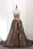 2024 Tulle Prom Dresses A Line Sweetheart con apliques Sweep Train