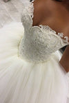 2022 El nuevo vestido de bola de Tulle de los vestidos de boda del amor de la llegada ata para arriba