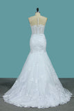 2022 Tulle Scoop Wedding Dresses Sirena con apliques capilla tren