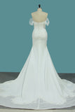 2024 vestidos de novia sirena satinado del hombro con apliques y perlas del tren de la catedral