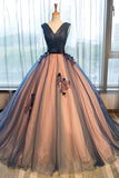 2022 Quinceanera Vestidos Vestido de Baile V-cuello Tul con flores hechas a mano Nudo de arco