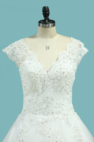2024 una línea vestidos de novia de cuello V Tulle con apliques y cuentas de encaje