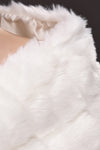Fabuloso abrigo de la boda blanca de piel falsa con los granos