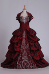 2022 vestido de bola del amor vestidos de quinceañera tafetán con bordado Burdeos / Castaño