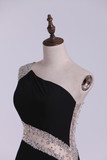 2024 Sexy vestidos de baile cortocircuito de la envoltura / mini un hombro con cuentas con un elegante Volver Sheer