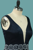 2024 V cuello una línea de raso vestidos de baile con cintura de cuentas asimétrico