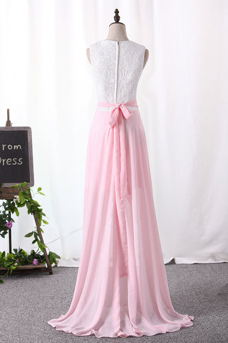 2024 Scoop Lace Bodice Prom Dresses con falda asimétrica estilo simple
