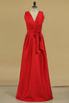2024 dama de rojo la dama de honor se viste barato vestidos de cuello en V piso de longitud